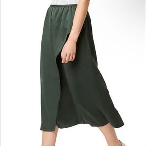 French Connection Alessia Satin Midi Skirt in Laurel - Size Large